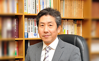 城 敏徳 氏