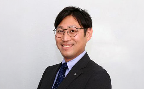 新井 隼斗