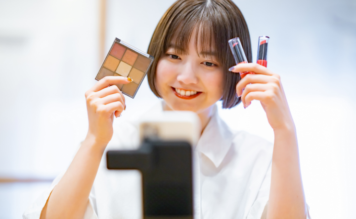 インフルエンサーマーケティング