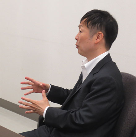 東京営業所 課長 西門 洋一郎 氏