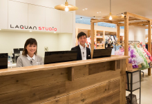 写真:らかんスタジオ