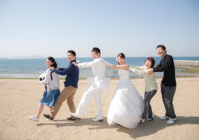 前撮りの見学に来ていた家族と一緒に撮影した一枚です。