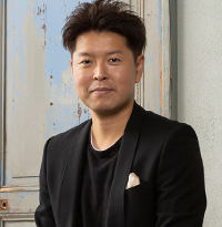 プロフィール:小泉賀敬氏